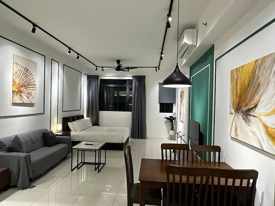 Chambers A Studio Flat, Klcc & Kl Tower View, City Kuala Lumpur