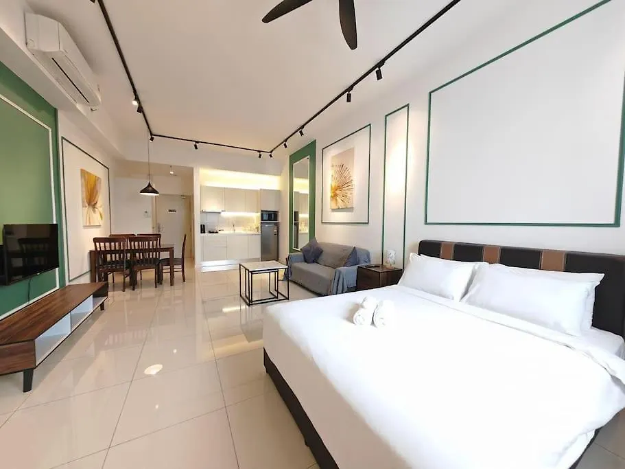 Apartment Chambers A Studio Flat, Klcc & Kl Tower View, City Kuala Lumpur