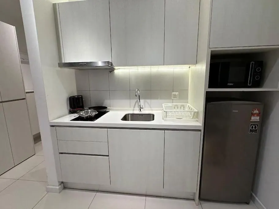 Chambers A Studio Flat, Klcc & Kl Tower View, City Kuala Lumpur Apartment